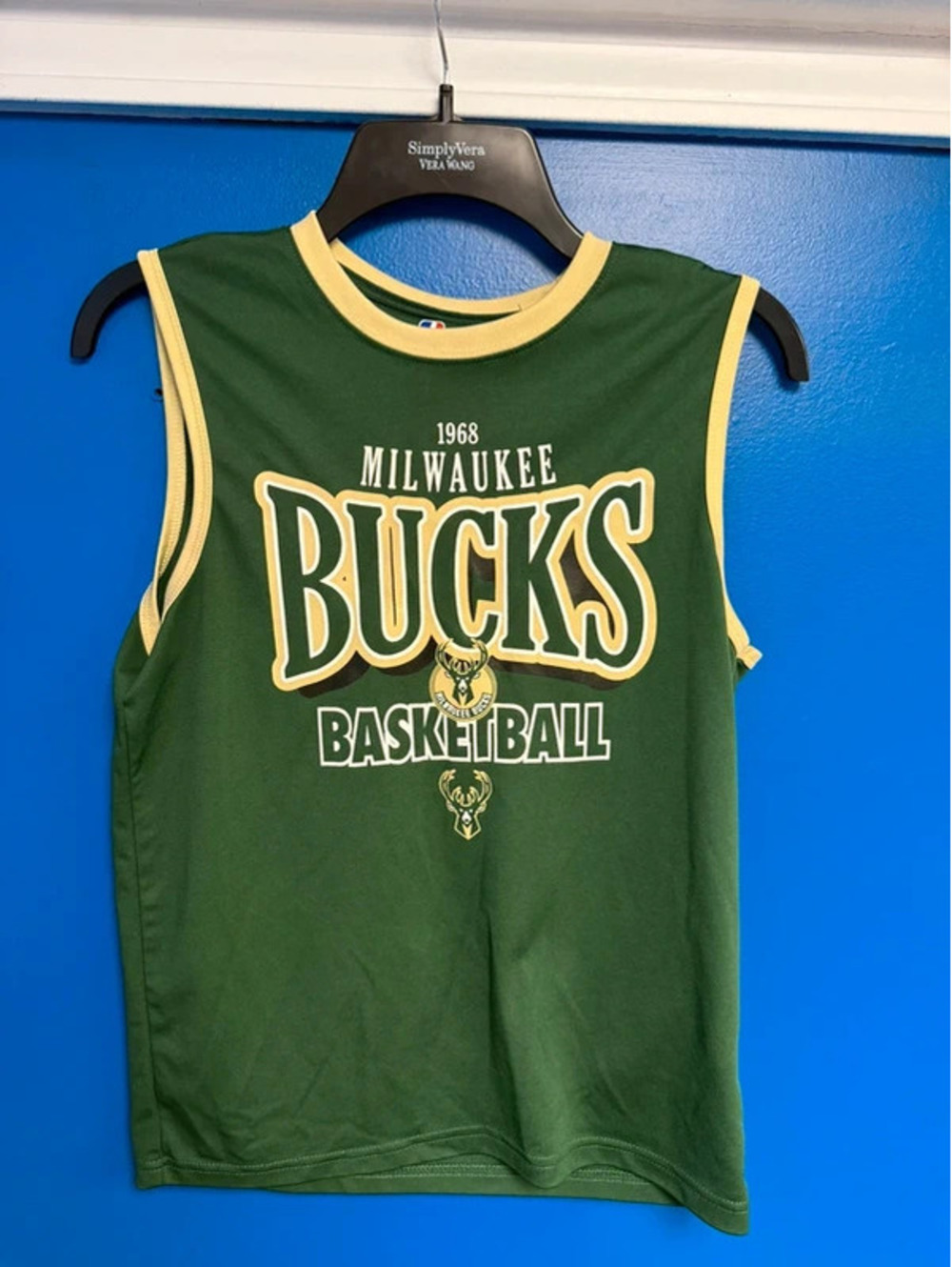 NBA Milwaukee Bucks Green Sleeveless Tank Top Boys Large 14-16